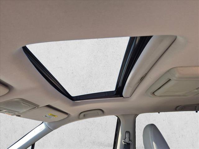 Used 2016 Honda Pilot Touring image 23
