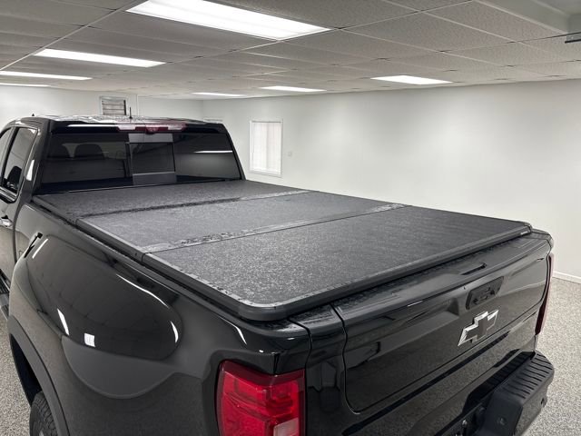 Used 2022 Chevrolet Silverado 3500 High Country w/ Snow Plow Prep/Camper Package image 33