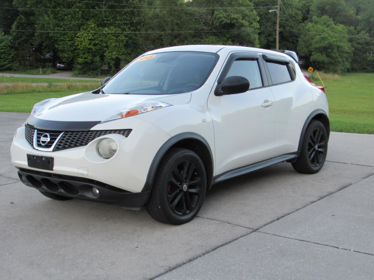 Used 2013 Nissan Juke SL AWD/4WD image 3