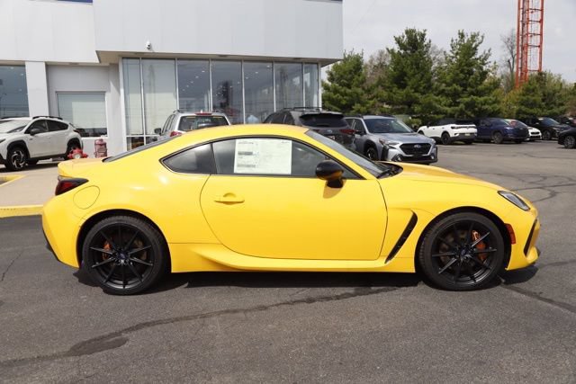 New 2026 Subaru BRZ Series.Yellow RWD image 2