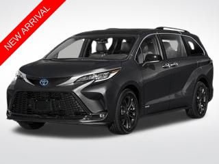 Used 2025 Toyota Sienna XSE AWD/4WD image 1