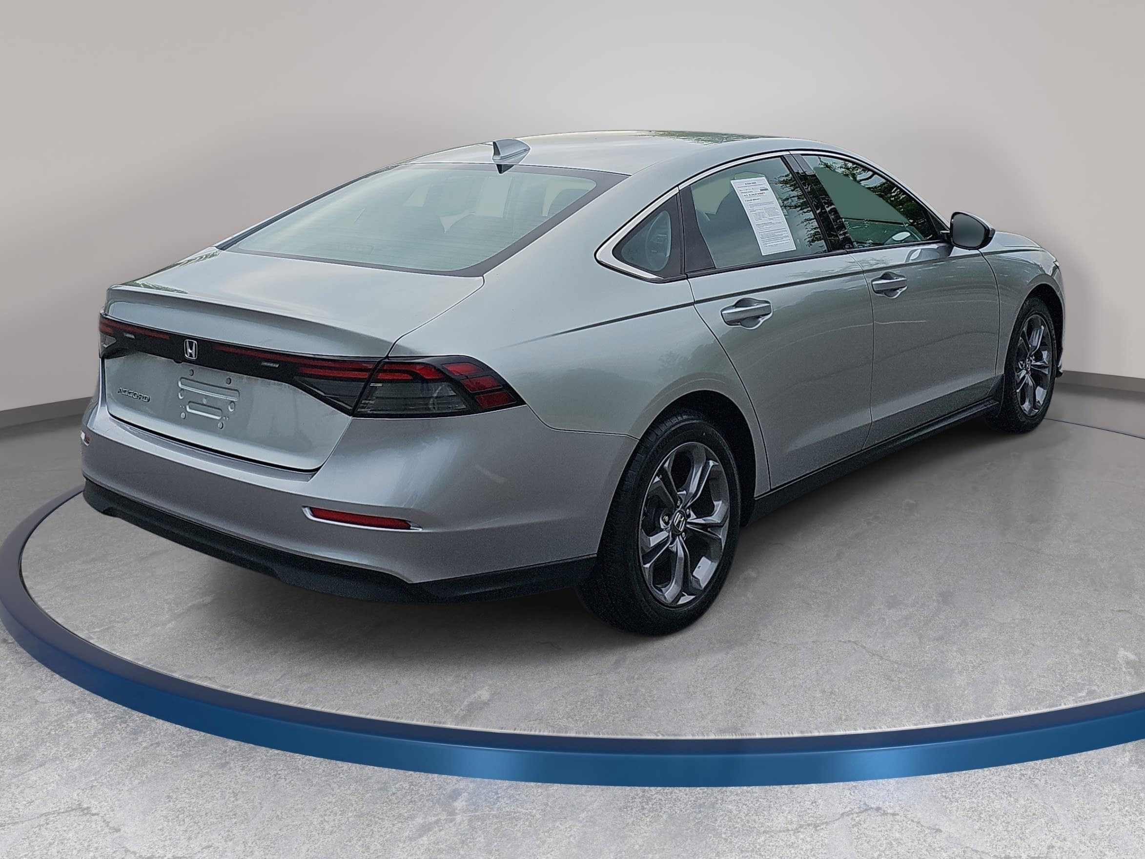 Used 2024 Honda Accord EX image 5