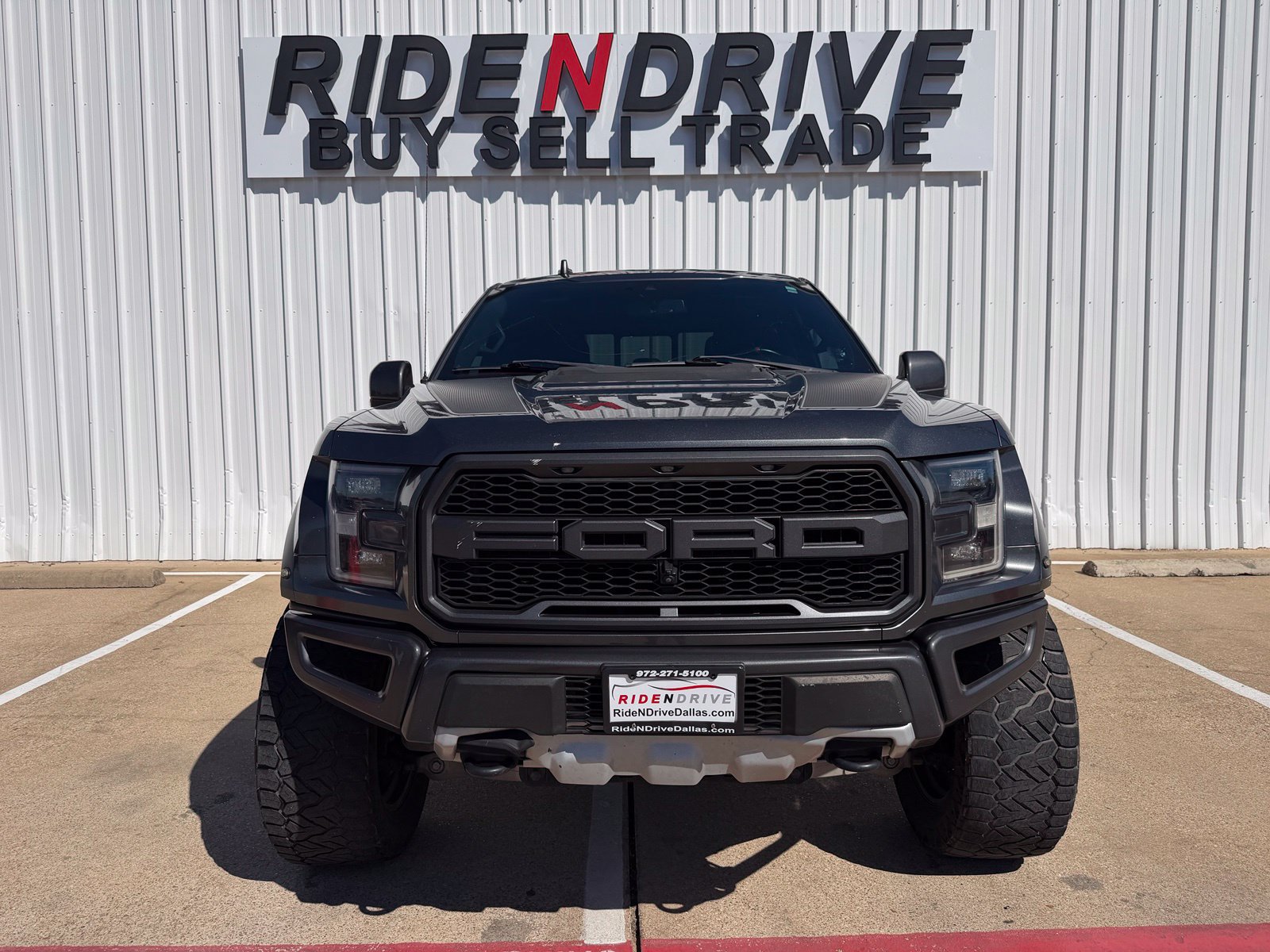 Used 2020 Ford F150 Raptor w/ Equipment Group 802A Luxury AWD/4WD image 9
