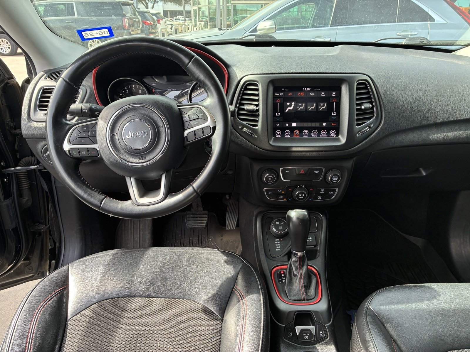Used 2018 Jeep Compass Trailhawk image 4