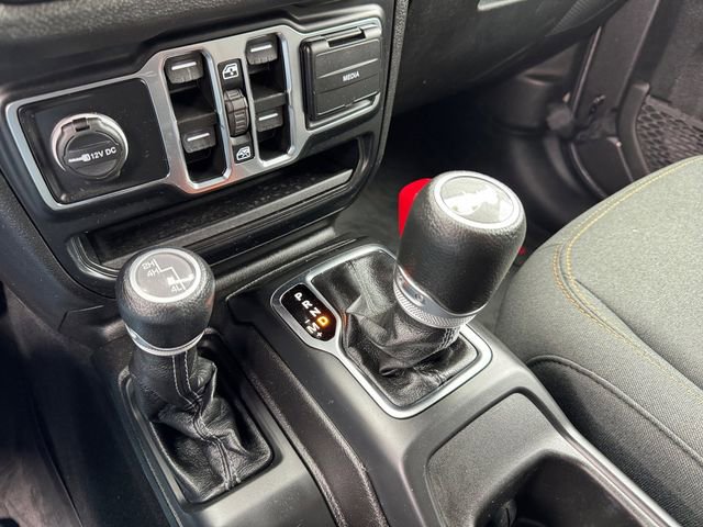 Used 2024 Jeep Wrangler Unlimited Sport AWD/4WD image 25