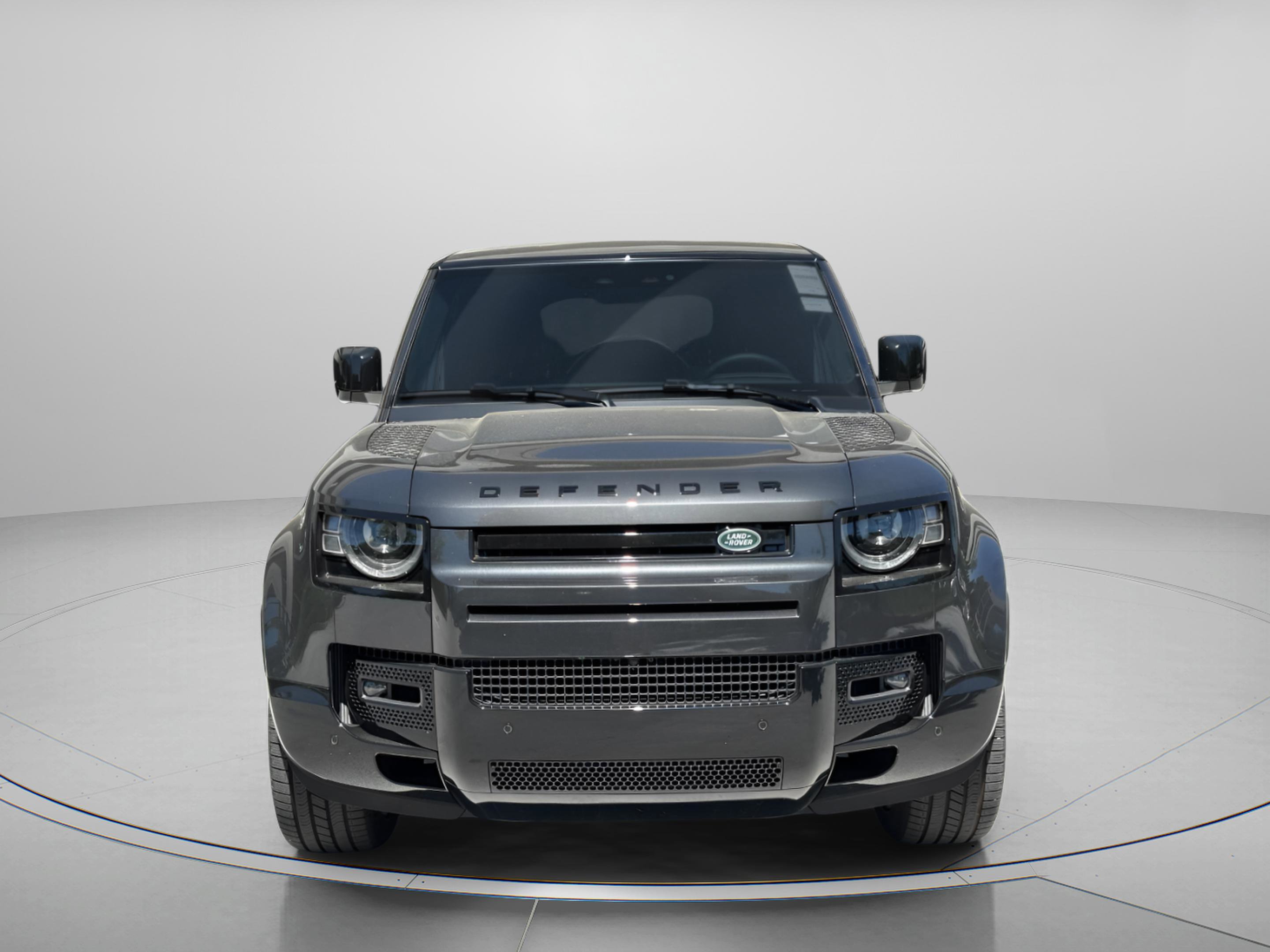 New 2025 Land Rover Defender 110 V8 image 7