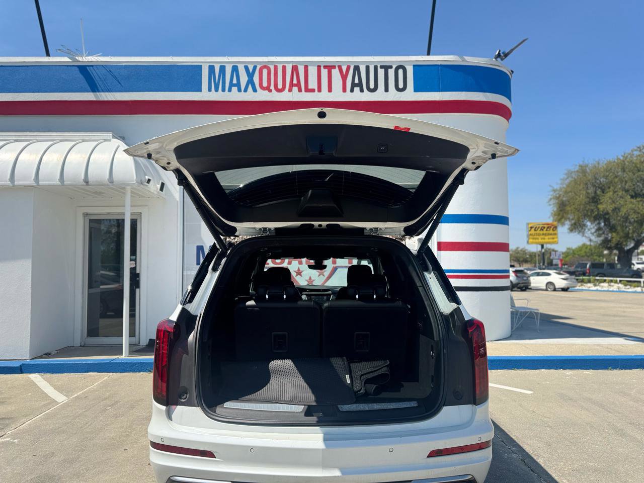 Used 2022 Cadillac XT6 Premium Luxury w/ Technology Package AWD/4WD image 55