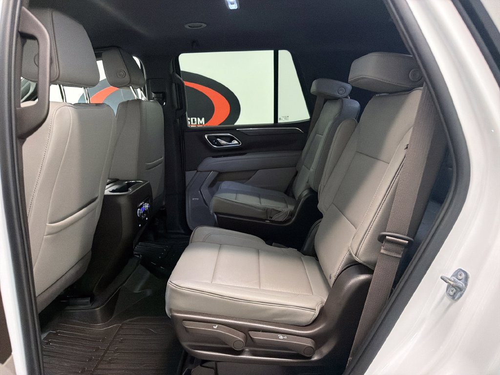 Used 2023 GMC Yukon SLT RWD image 16