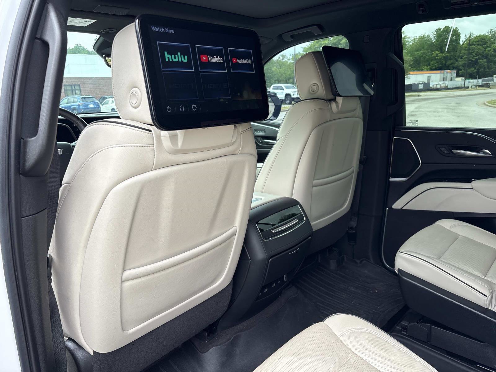 Used 2022 Cadillac Escalade Sport w/ Touring Package AWD/4WD image 31