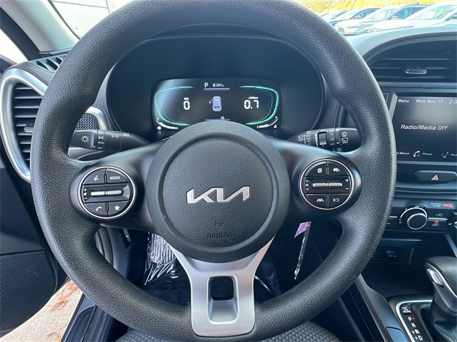 Used 2024 Kia Soul LX w/ Option Group 015 image 16