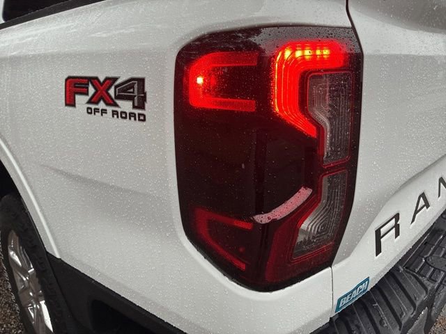 Used 2024 Ford Ranger Lariat w/ FX4 Off-Road Package image 14