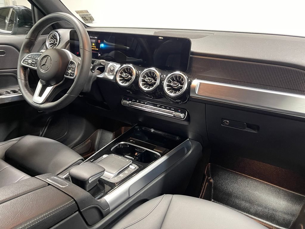 Certified 2022 Mercedes-Benz GLB 250 4MATIC image 28