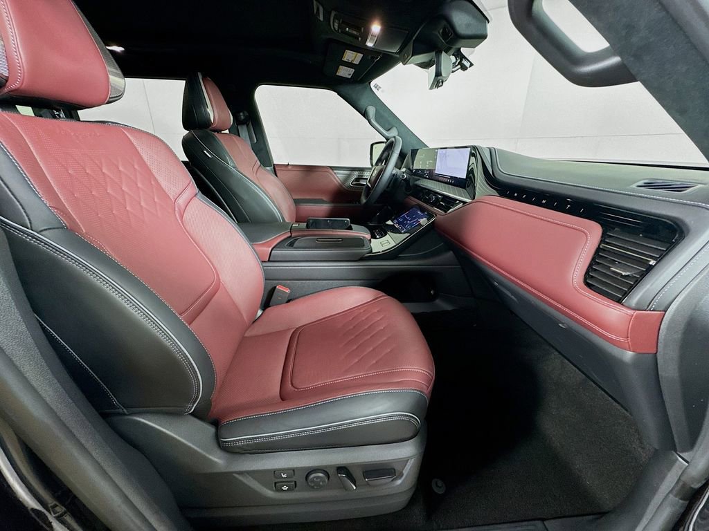 Certified 2026 INFINITI QX80 Autograph w/ Premium Cargo Package image 38