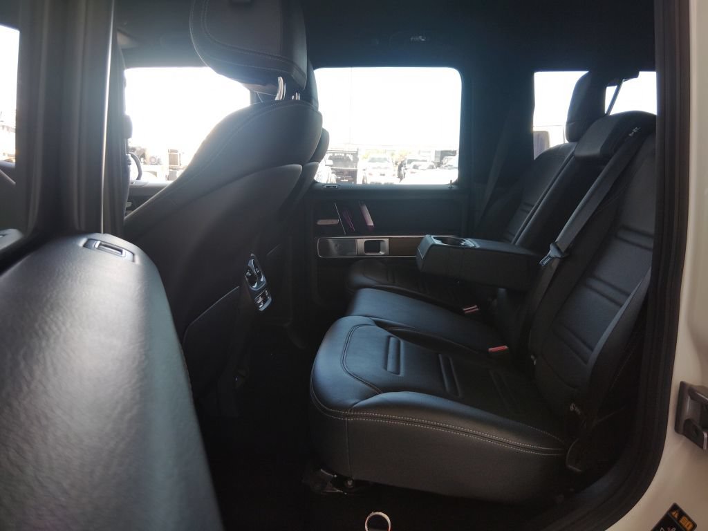 Used 2025 Mercedes-Benz G 550 image 28