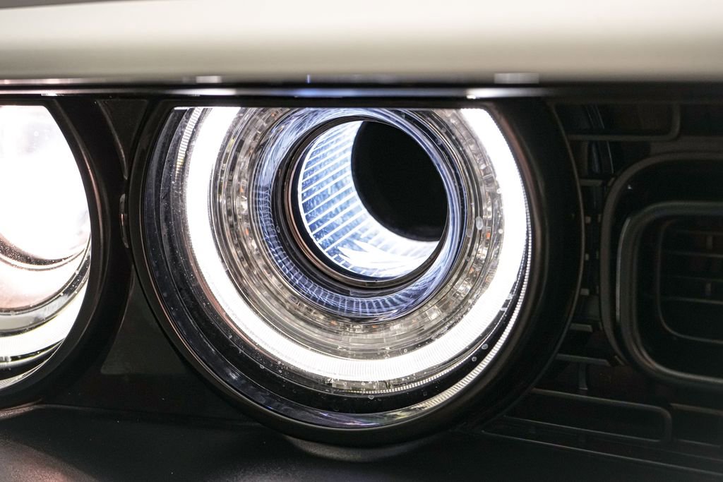 Used 2022 Dodge Challenger R/T Scat Pack w/ T/A Package RWD image 21