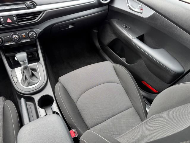 Used 2023 Kia Forte LXS FWD image 28