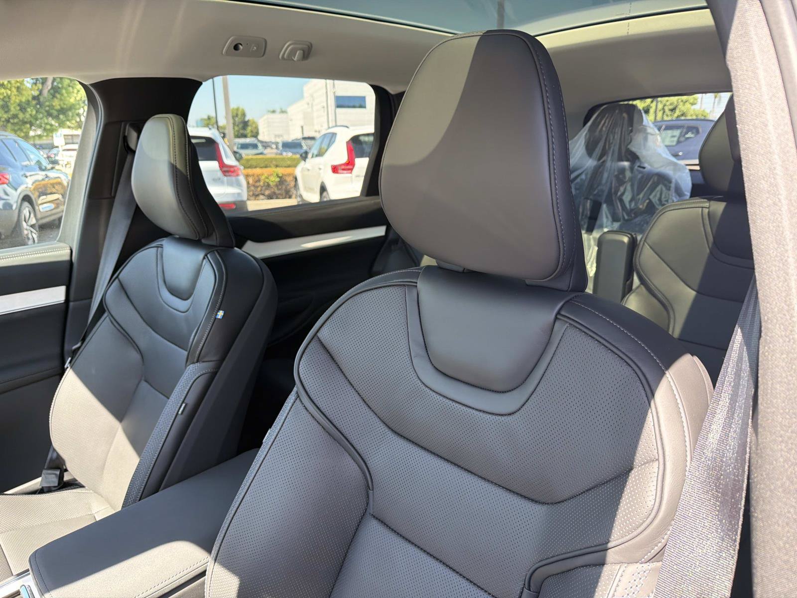 New 2026 Volvo EX90 Ultra AWD/4WD image 15