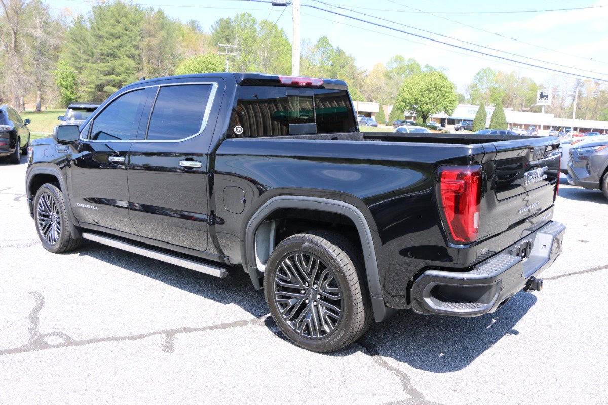 Used 2022 GMC Sierra 1500 Denali Ultimate image 3