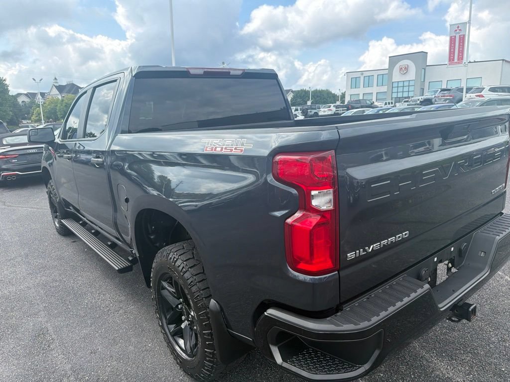 Used 2022 Chevrolet Silverado 1500 Custom Trail Boss AWD/4WD image 2