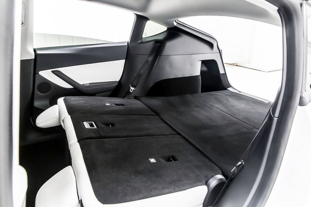 Used 2021 Tesla Model Y 2WD image 38