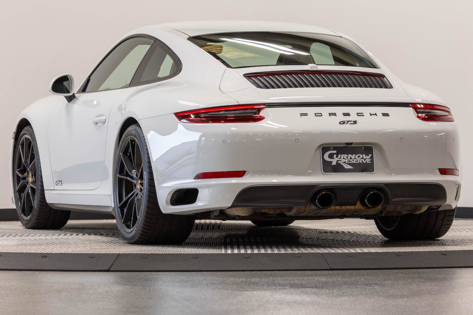 Used 2019 Porsche 911 Carrera GTS RWD image 12