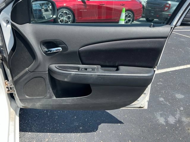 Used 2013 Chrysler 200 Touring FWD image 24