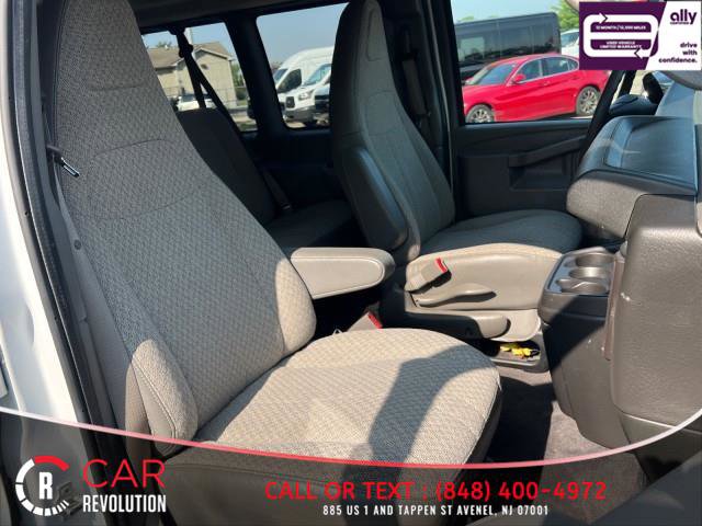 Used 2020 Chevrolet Express 3500 LT w/ LT Preferred Equipment Group image 39