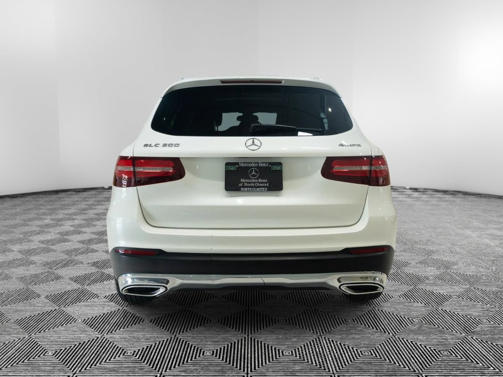 Used 2018 Mercedes-Benz GLC 300 4MATIC image 4