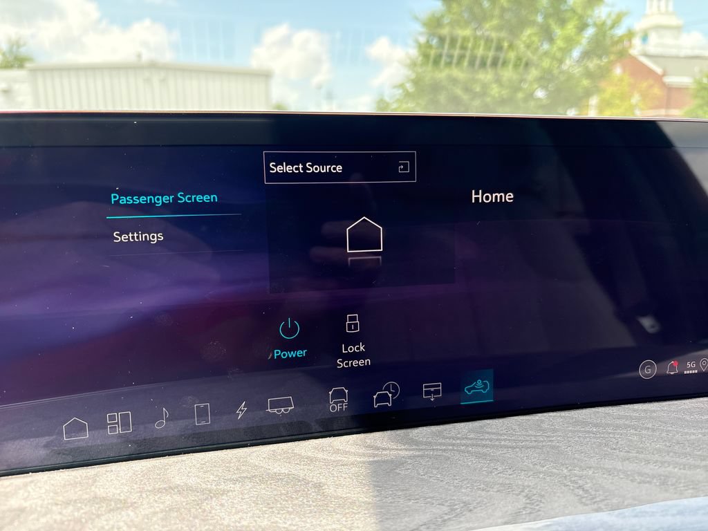 New 2026 Cadillac Escalade IQ AWD Sport 1 w/ LPO, Floor Liner Package image 34