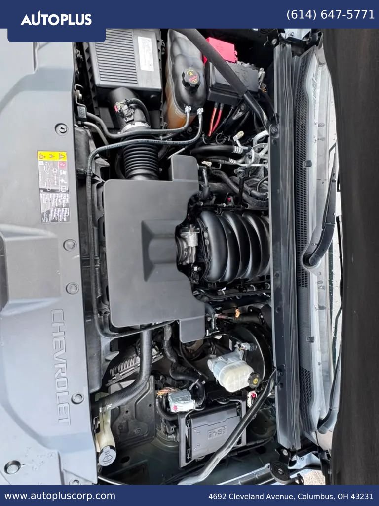 Used 2019 Chevrolet Suburban LT AWD/4WD image 25