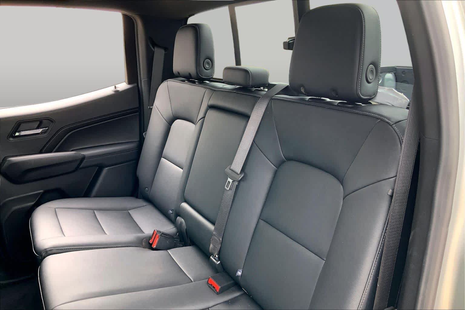 Used 2025 GMC Canyon Elevation w/ Convenience Package AWD/4WD image 21