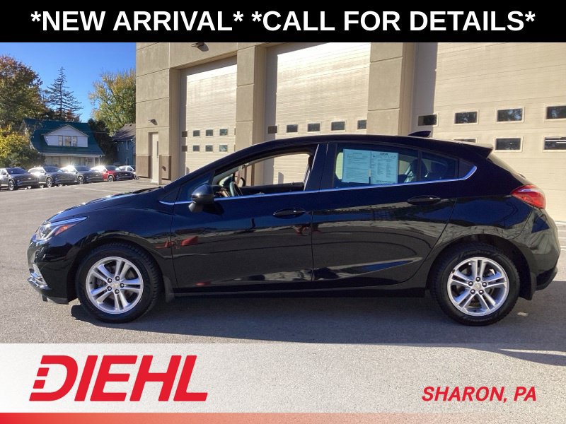 Used 2018 Chevrolet Cruze LT w/ Convenience Package FWD image 4