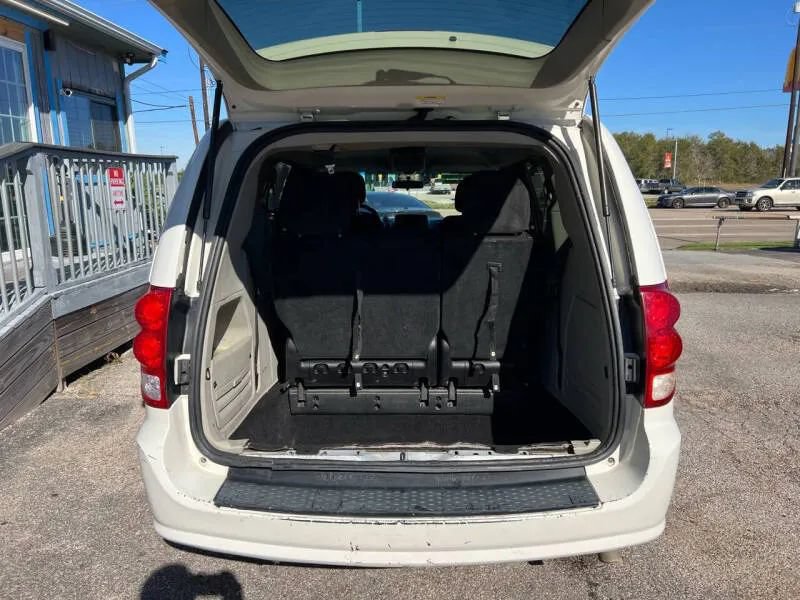 Used 2011 Dodge Grand Caravan Express w/ PWR Window Group FWD image 24