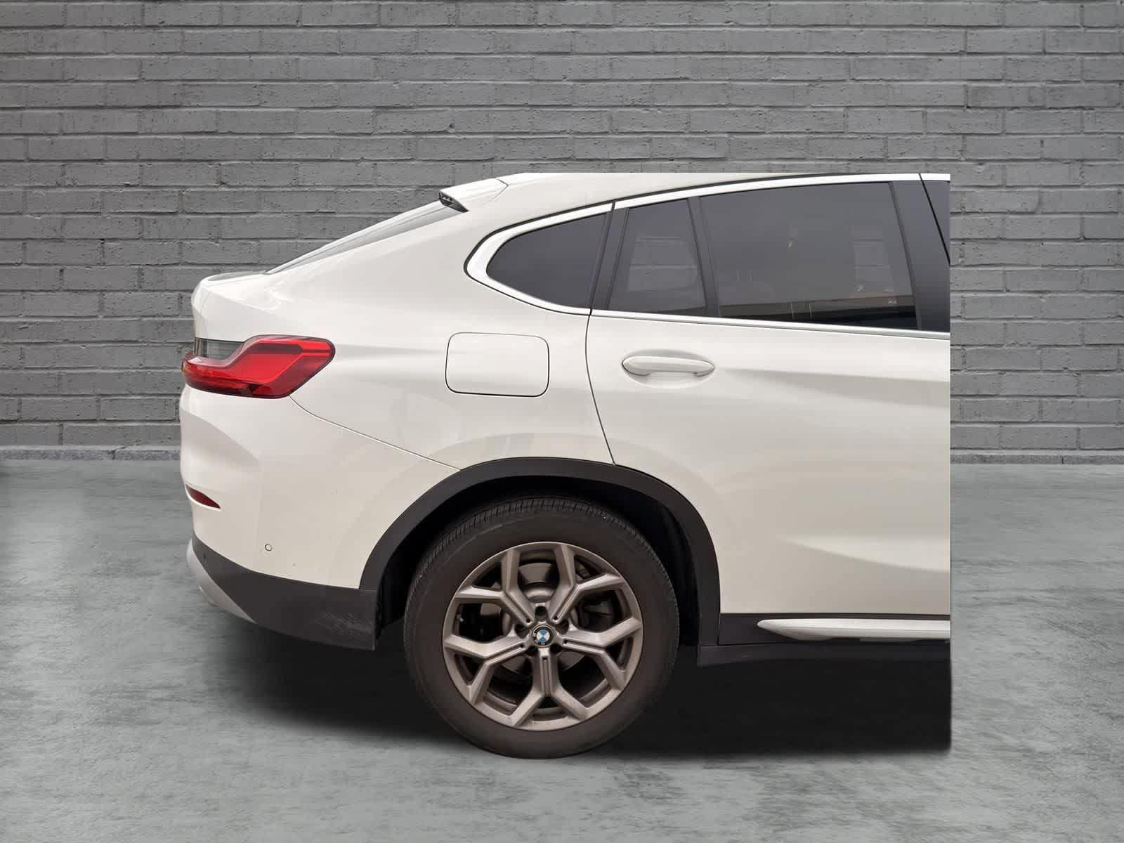 Used 2024 BMW X4 xDrive30i w/ Premium Package AWD/4WD image 9