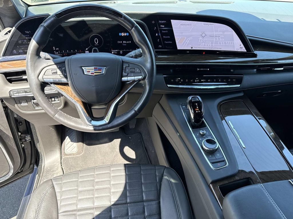 Used 2023 Cadillac Escalade Sport Platinum w/ LPO, ONYX Package AWD/4WD image 7
