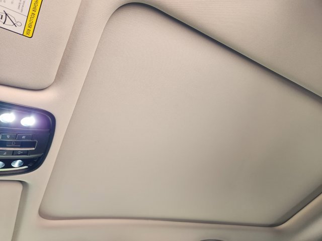 Certified 2020 Kia Sorento SX image 25