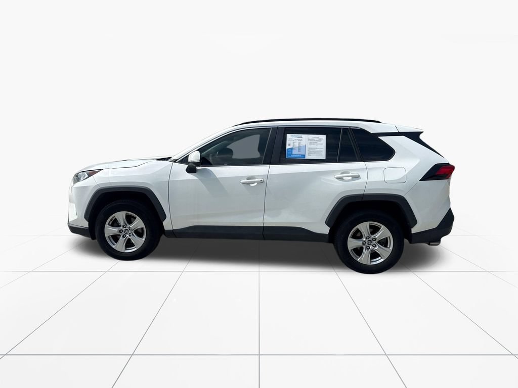 Used 2019 Toyota RAV4 XLE w/ Convenience Package FWD video 4