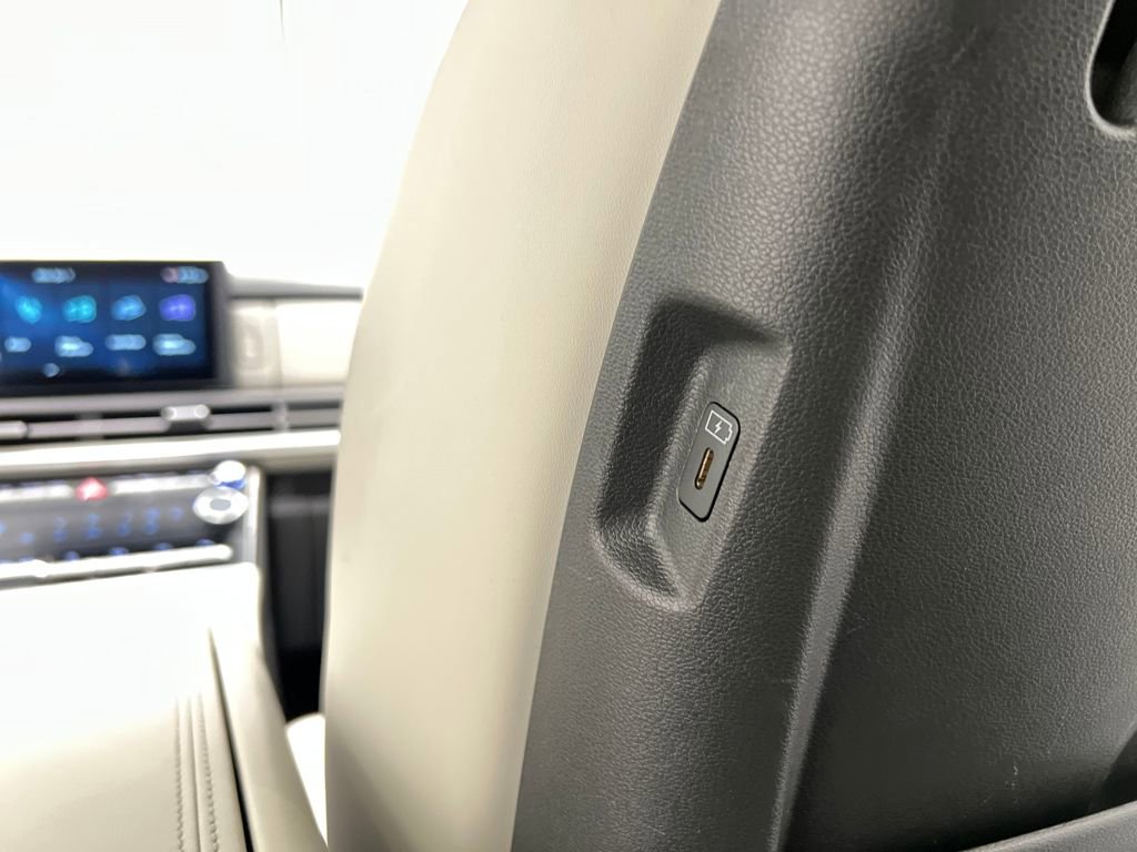 Used 2025 Hyundai Santa Fe SEL image 22