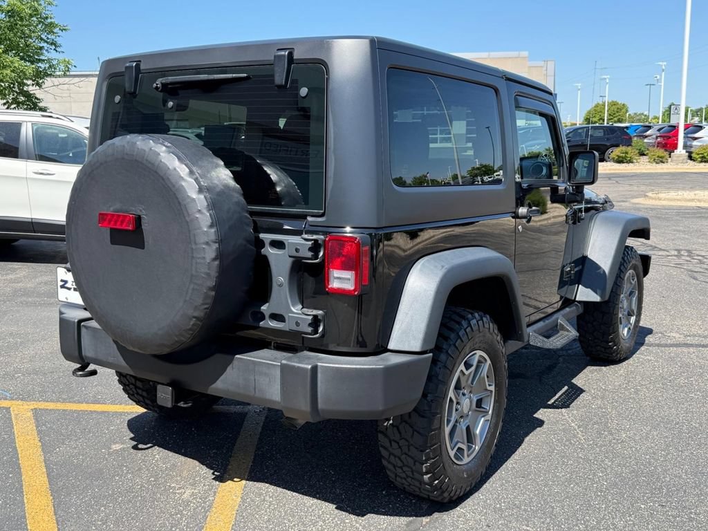 Used 2017 Jeep Wrangler Rubicon w/ Trailer Tow Group AWD/4WD image 3