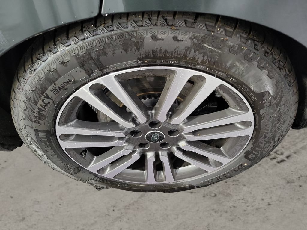 Used 2023 Land Rover Range Rover SE AWD/4WD image 10