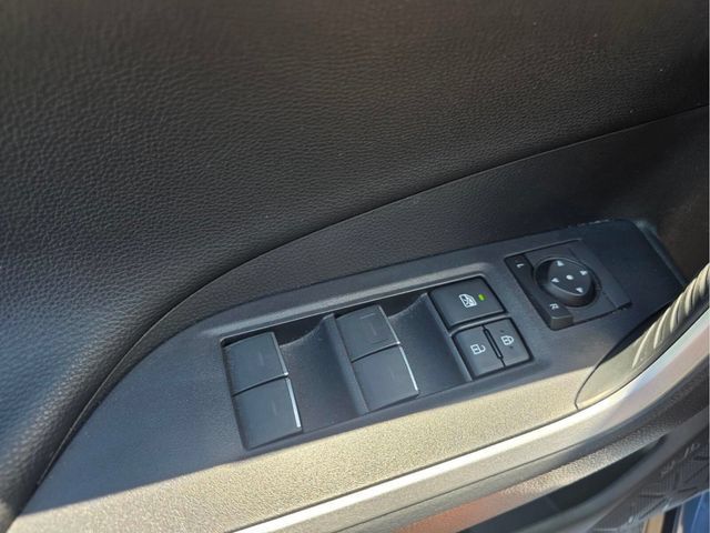 Used 2023 Toyota RAV4 XSE AWD/4WD image 31