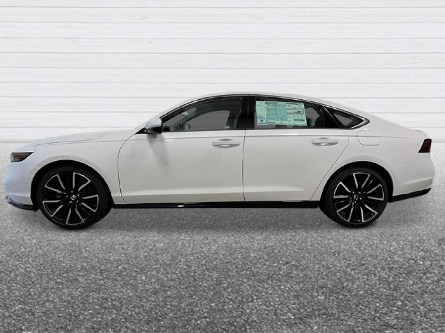 New 2026 Honda Accord Touring image 2