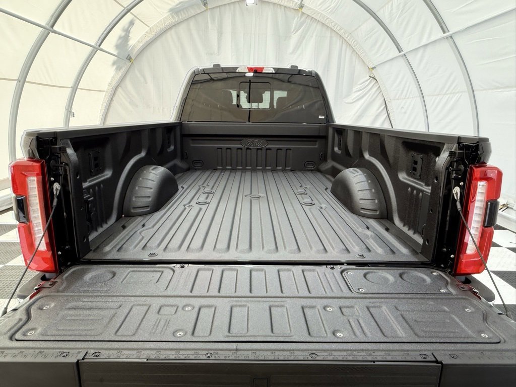 New 2026 Ford F350 4x4 Crew Cab Super Duty image 4