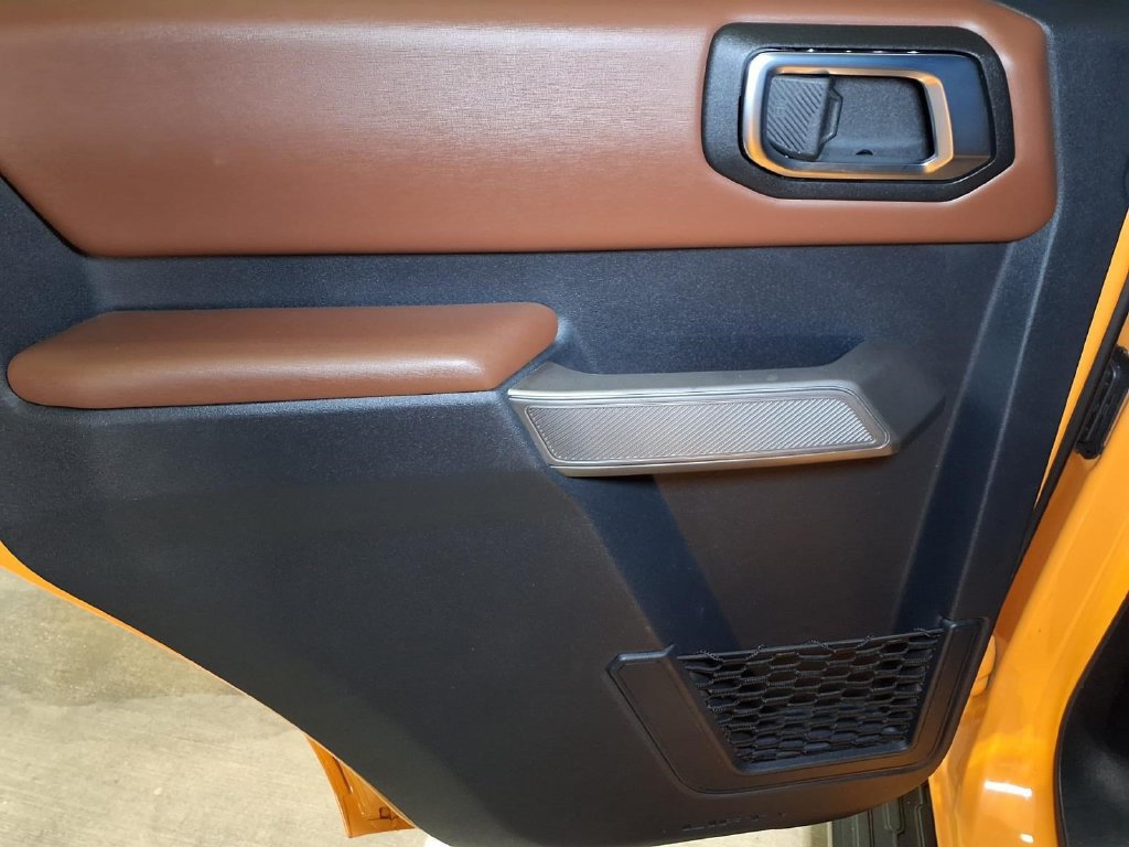 Certified 2022 Ford Bronco Outer Banks w/ Sasquatch Package AWD/4WD image 21