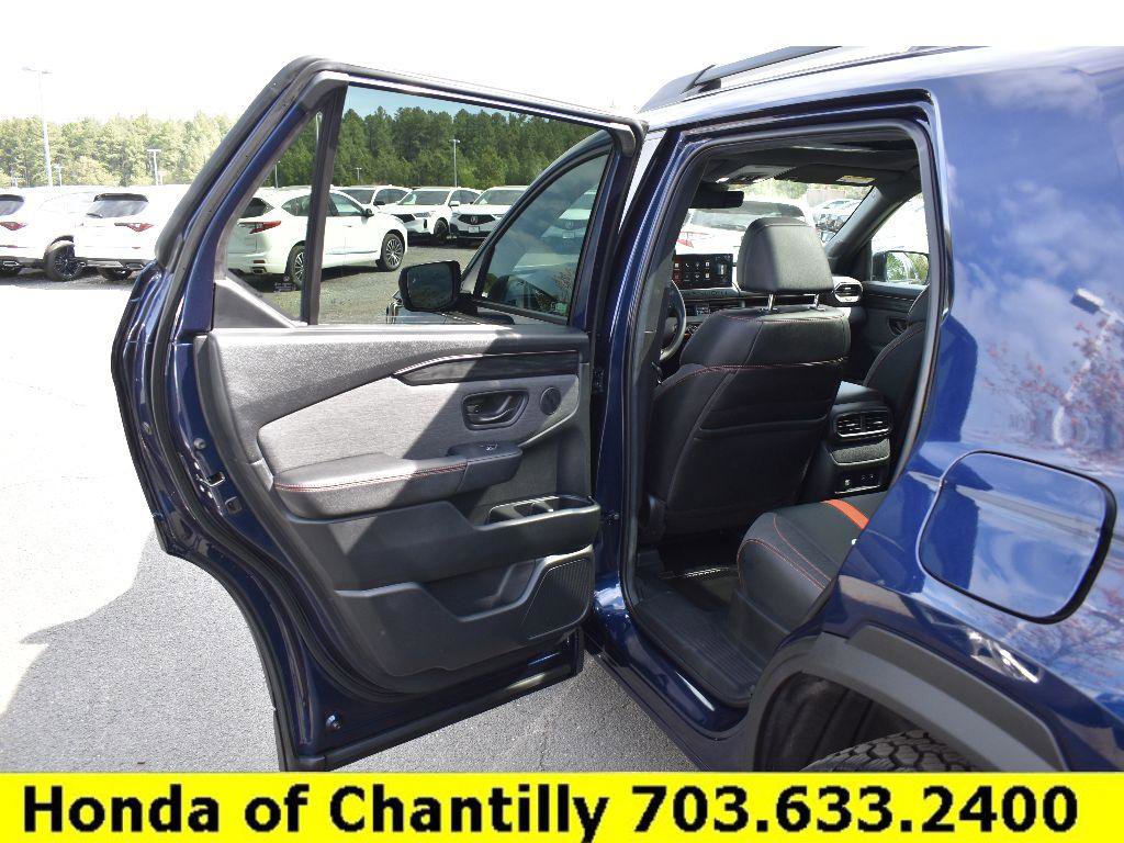 Certified 2026 Honda Passport TrailSport image 41