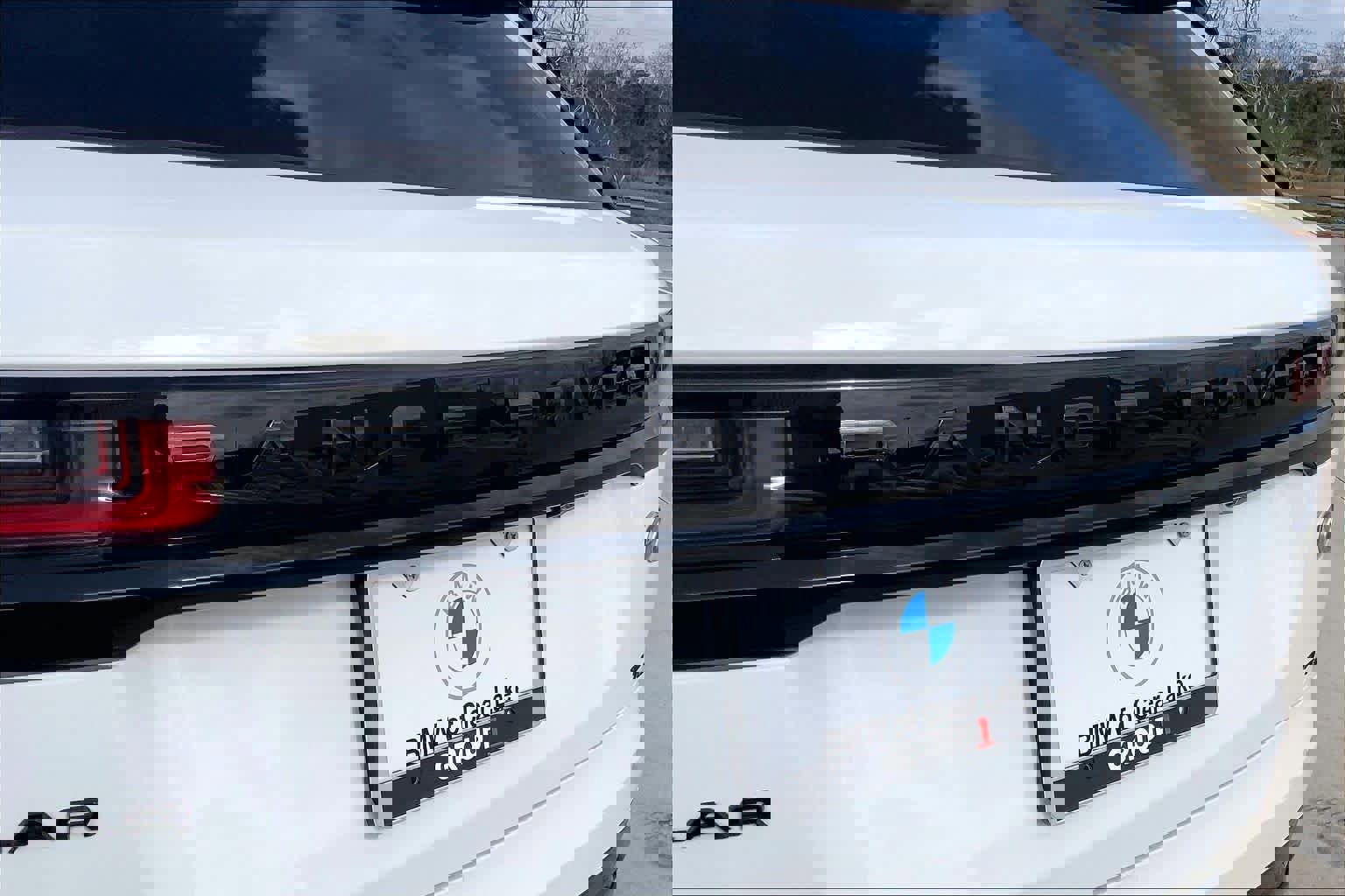 Used 2023 Land Rover Range Rover Velar R-Dynamic S image 30