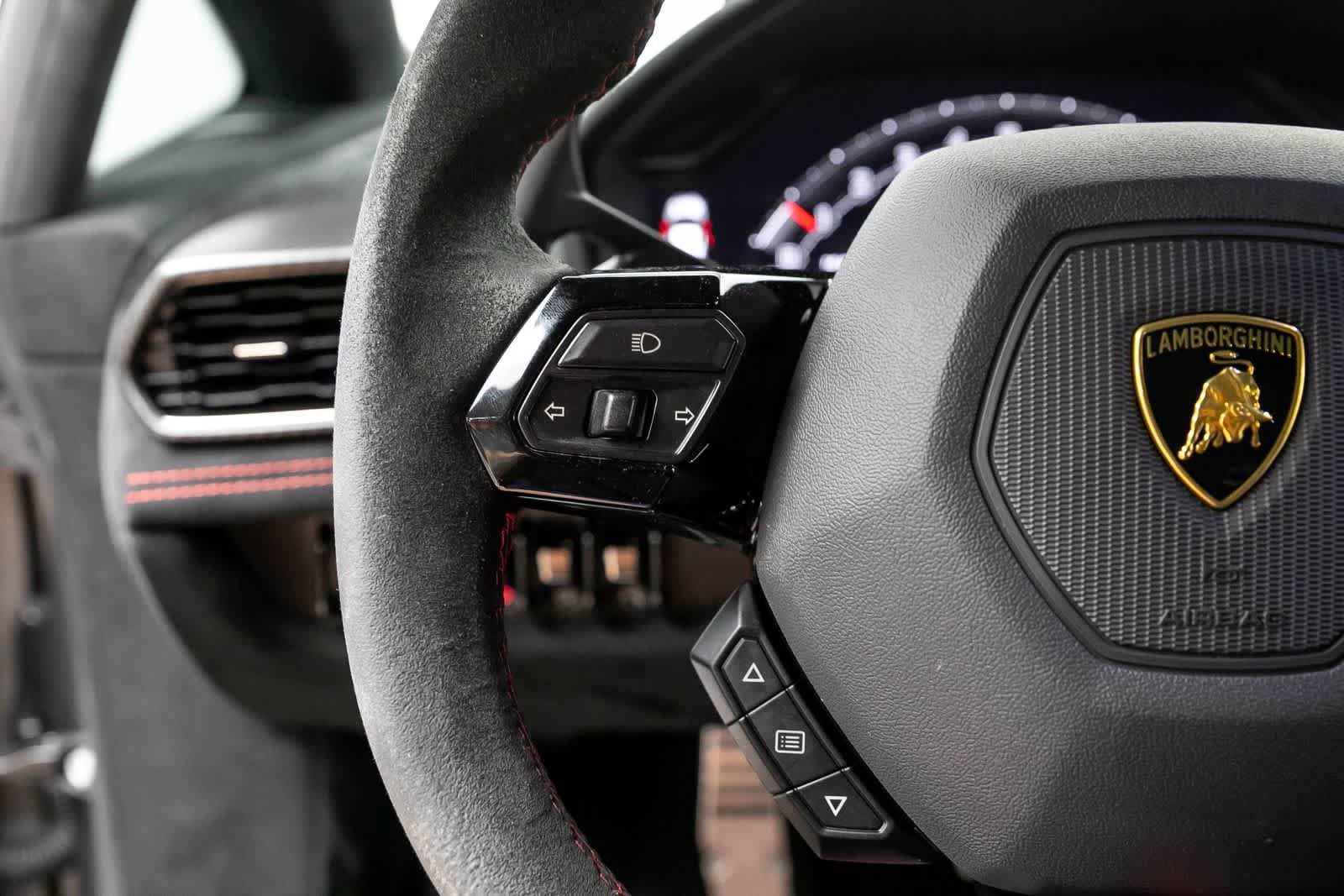Used 2022 Lamborghini Huracan STO RWD image 26