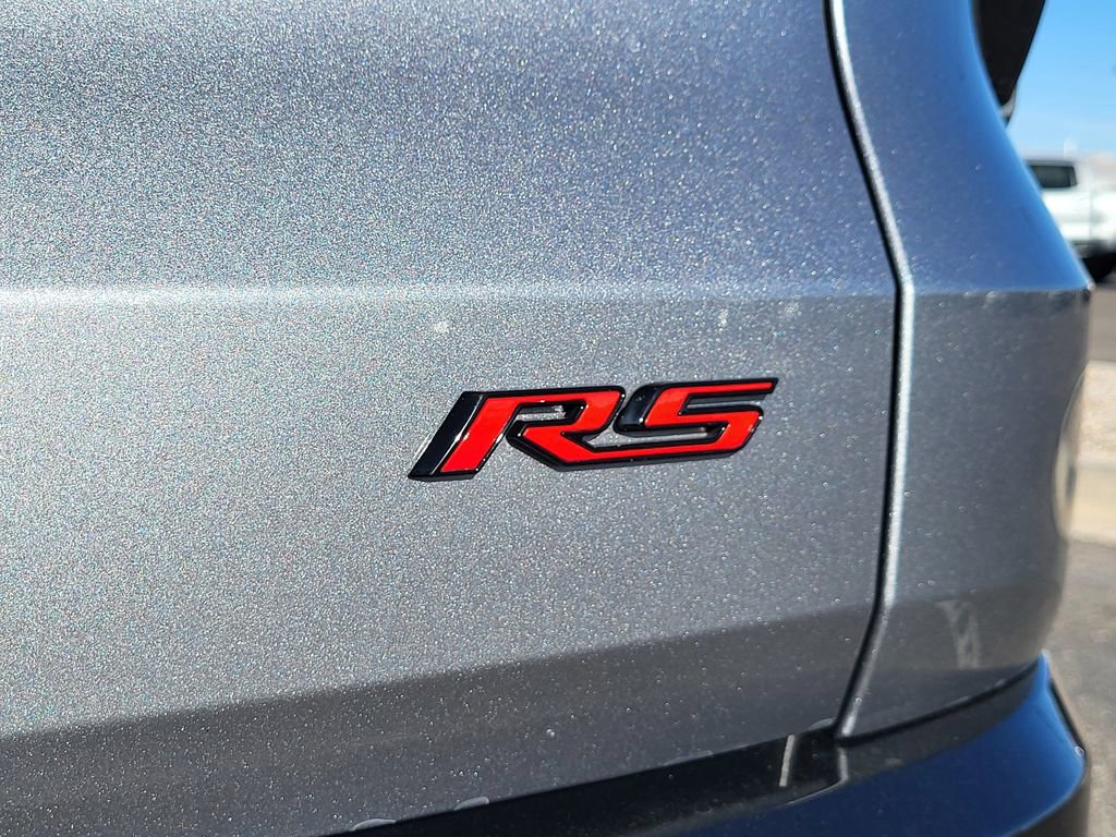 Used 2024 Chevrolet Traverse RS image 9