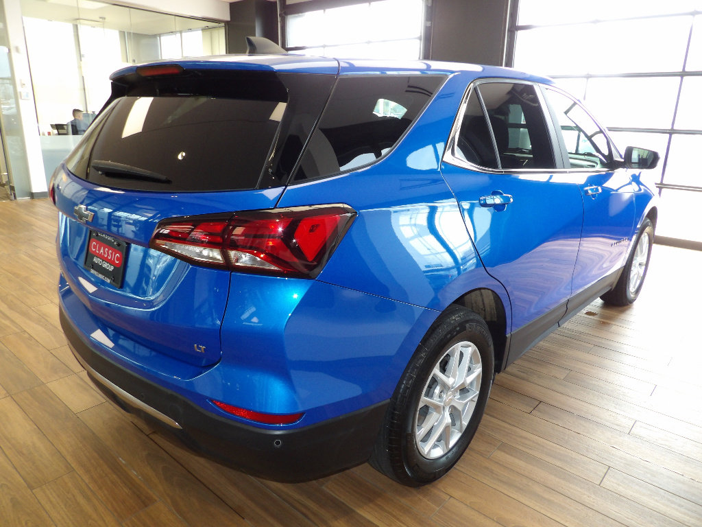 Used 2024 Chevrolet Equinox LT w/ LPO, Floor Liner Package FWD image 6