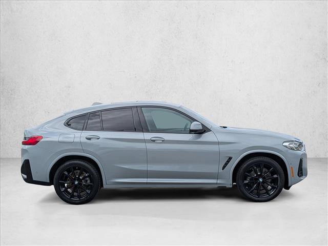 Used 2024 BMW X4 xDrive30i w/ M Sport Package AWD/4WD image 4